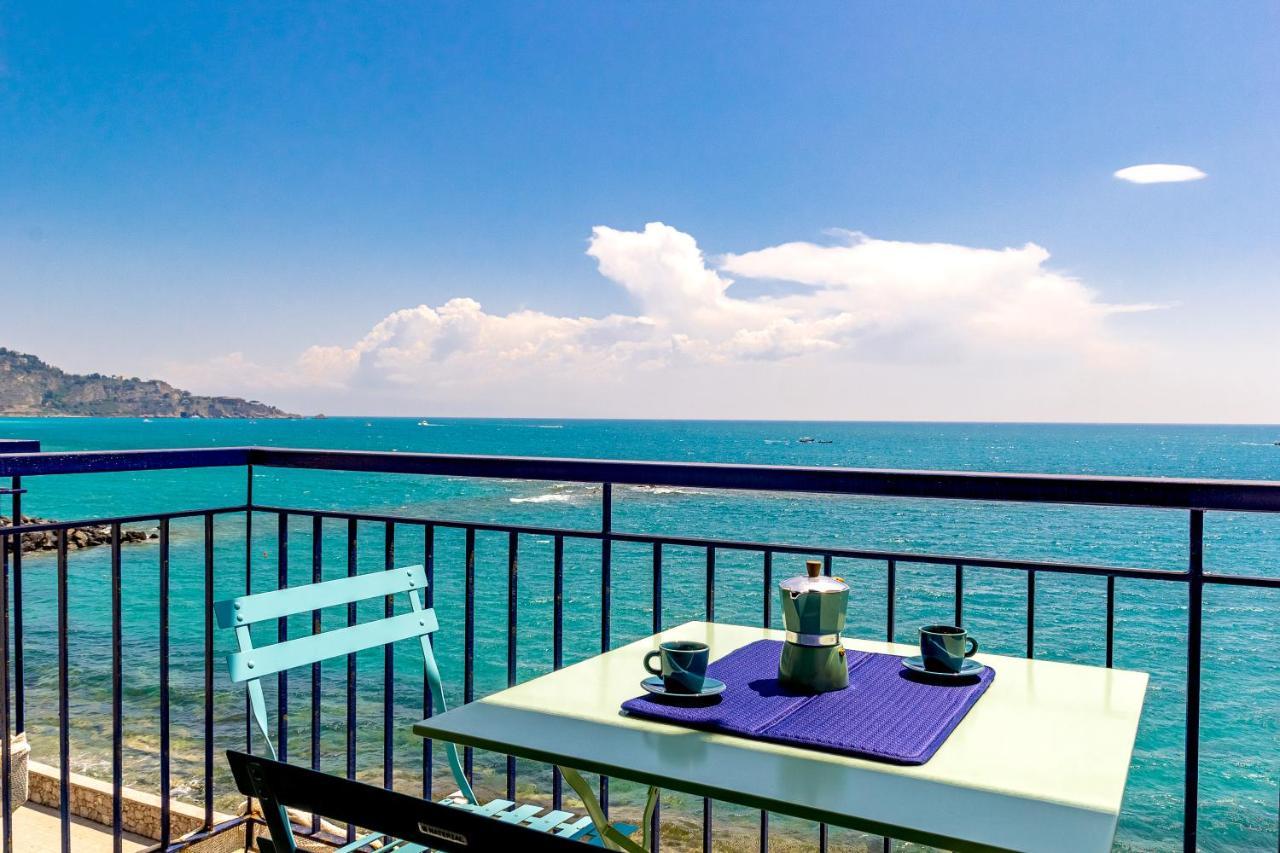 Mari Sea Home Giardini Naxos Exteriér fotografie