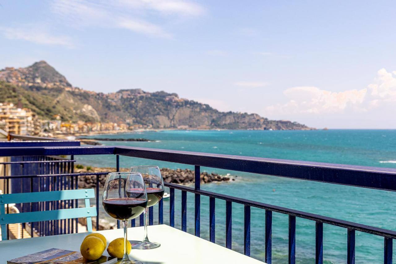 Mari Sea Home Giardini Naxos Exteriér fotografie